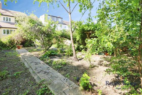 3 bedroom semi-detached house for sale, Milton Crescent, Ilford IG2
