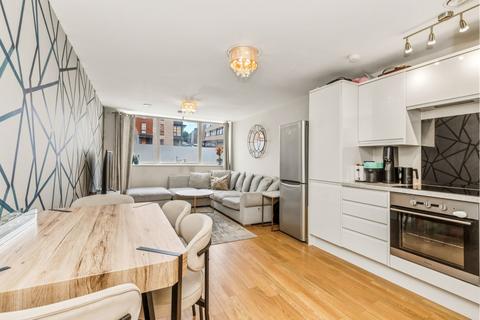 undefined, Two-bed City Apartment, Bristol, BS2