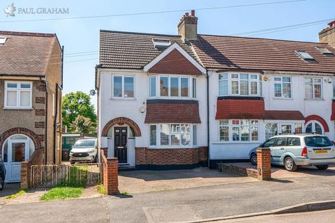 Connaught Road, Sutton