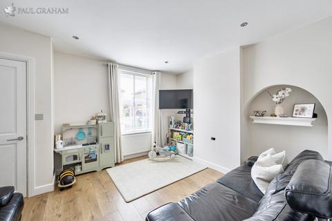 2 bedroom terraced house for sale, Tintern Road, Carshalton