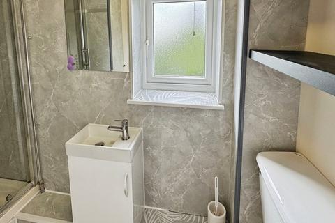 Studio to rent, Studley Manor, 270 Frome Road