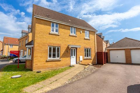 3 bedroom detached house for sale, Vicarage Road, Rushden NN10