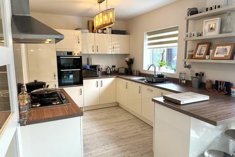 5 bedroom detached house for sale, Yelland Walk, Great Haywood, Stafford