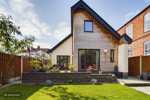 4 bedroom detached house for sale, Garendon Road, Shepshed