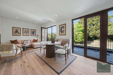 undefined, Maple Rise, Muswell Hill, N10