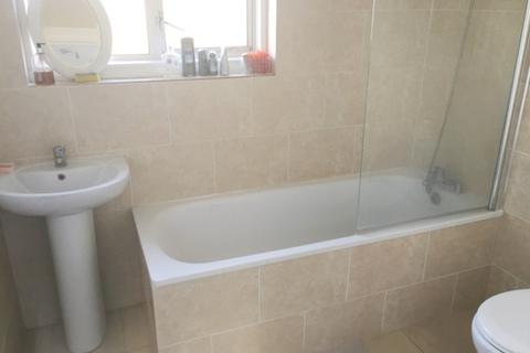 House share to rent, Hale Lane, Edgware HA8