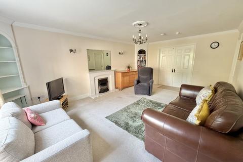 undefined, Mytchett Heath, Camberley GU16