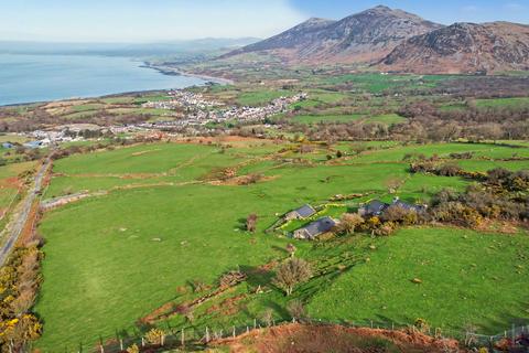 Farm for sale, Caer Hafoty, Trefor - 20ac