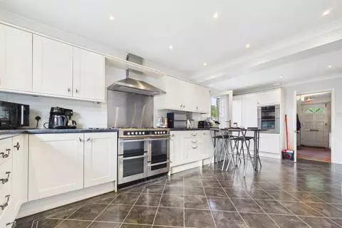 3 bedroom semi-detached house for sale – pohled 5