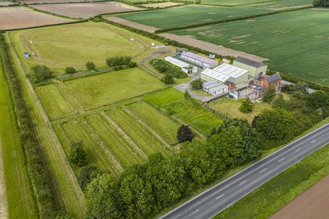 4 bedroom farm house for sale, Dunham Road, Newark, NG22