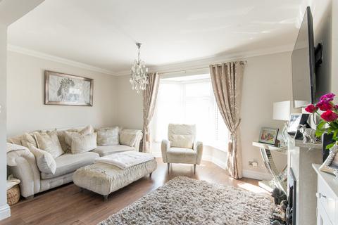 3 bedroom semi-detached house for sale, Nelson Road, Bromley BR2