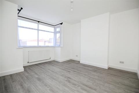 3 bedroom semi-detached house to rent, Edison Avenue, Hornchurch, RM12