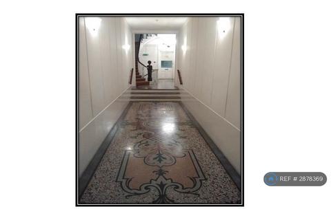 1 bedroom flat to rent, Southampton Row, London, WC1B