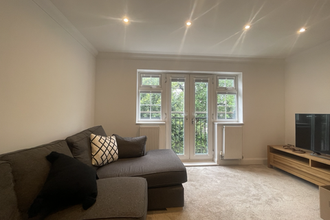 2 bedroom flat to rent, Sadlers Court, Winnersh, Wokingham, RG41