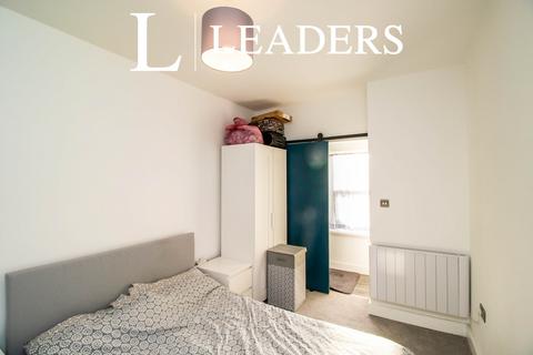 1 bed house for rent in Queens Road, Southend-on-Sea, Essex, SS1