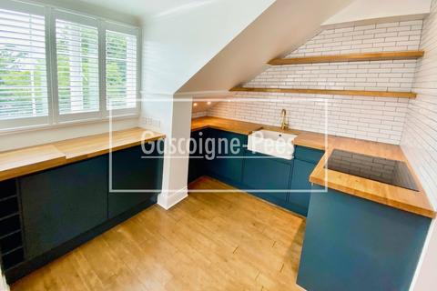 1 bedroom flat to rent, Clevehurst, Guildford, GU1