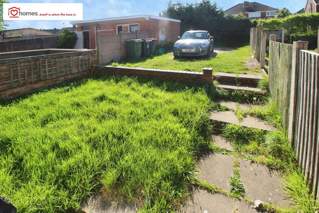 House in Walsall, Pheasey - View 5