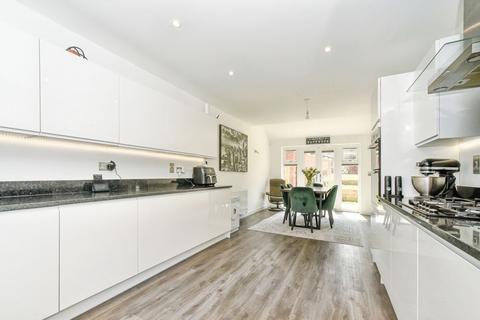undefined, Wheatfield Avenue, Chippenham, SN14