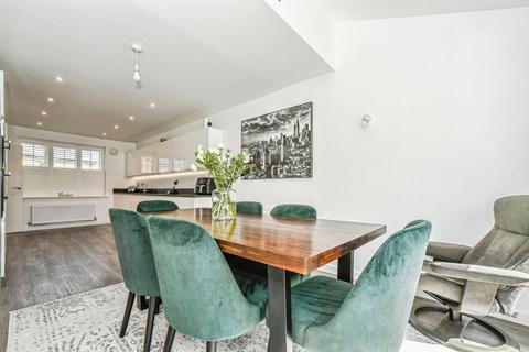 undefined, Wheatfield Avenue, Chippenham, SN14