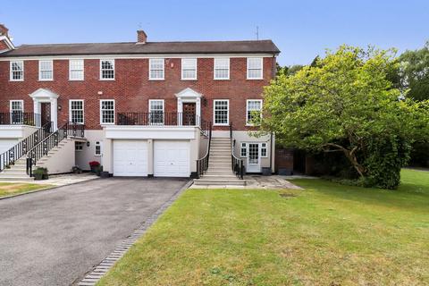 3 bedroom terraced house for sale, Snows Ride, Windlesham GU20