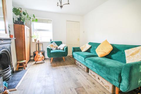 2 bedroom end of terrace house for sale, The Baulk, Biggleswade SG18
