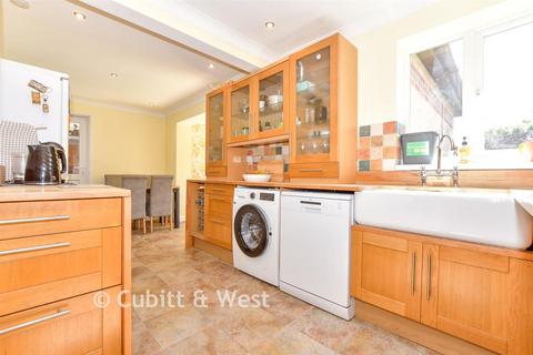 4 bedroom detached house for sale, Hartwell Road, Portsmouth PO3