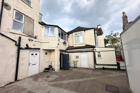 Restaurant for sale, 11 Market Pl Tattershall LN4 4LQ