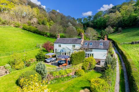 4 bedroom detached house for sale, Boothsdale, Willington, Tarporley, Cheshire