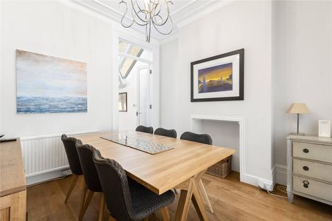 5 bedroom terraced house for sale, Manchuria Road, SW11