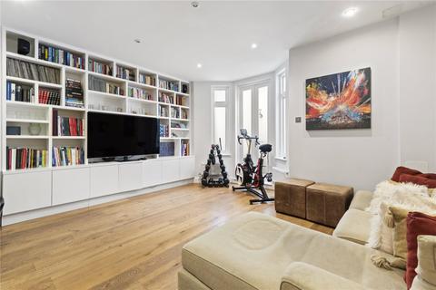 5 bedroom terraced house for sale, Manchuria Road, SW11