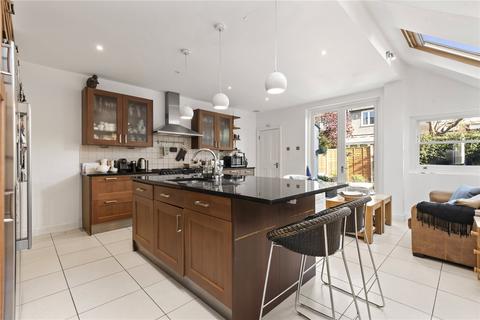 5 bedroom terraced house for sale, Manchuria Road, SW11