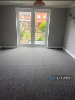 2 bedroom terraced house to rent, Buttermere Avenue, Manchester, M22