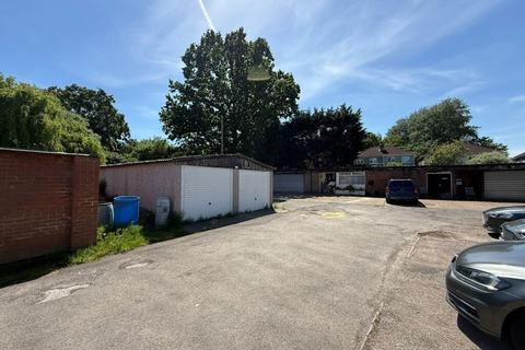 Retail property (high street) for sale, 161 Woodmill Ln Southampton SO18 2PG