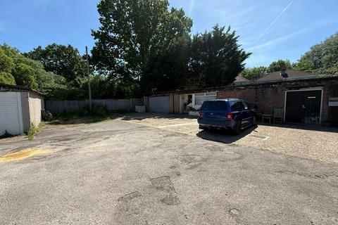Retail property (high street) for sale, 161 Woodmill Ln Southampton SO18 2PG
