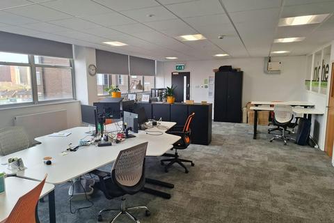 Office to rent, Chester Rd Manchester M32 0RS