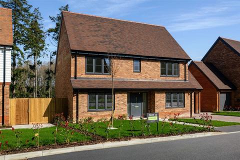 4 bedroom detached house for sale, Conquerors Gate, North Trade Road, Battle, East Sussex, TN33