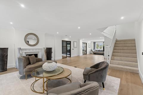 7 bedroom country house for sale, Blytheswood, Graffham, Petworth GU28 0PY