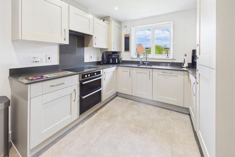 3 bedroom semi-detached house for sale, Saxon Drive, Brockworth, Gloucester