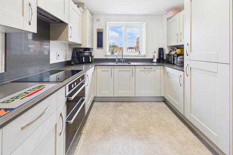 3 bedroom semi-detached house for sale, Saxon Drive, Brockworth, Gloucester