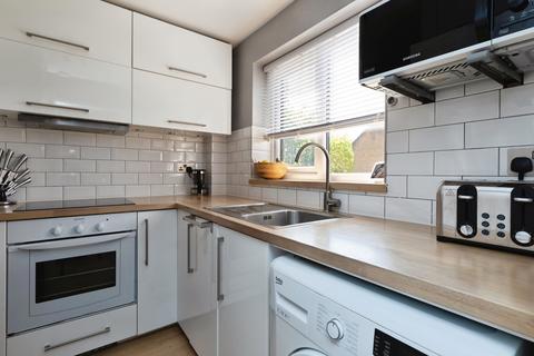 1 bedroom flat for sale, Pittman Gardens, ILFORD, Essex, IG1