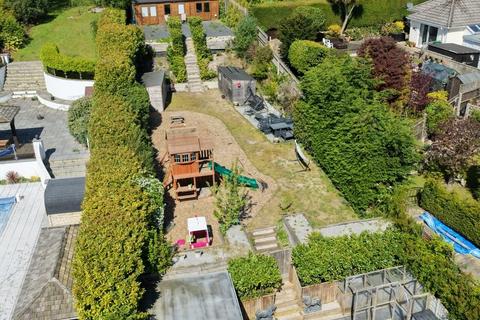 5 bedroom detached house for sale, New Road, West Parley, Ferndown, BH22