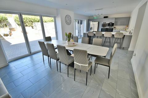 5 bedroom detached house for sale, New Road, West Parley, Ferndown, BH22