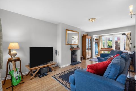 4 bedroom detached house for sale, Park Close, Barton Under Needwood, DE13