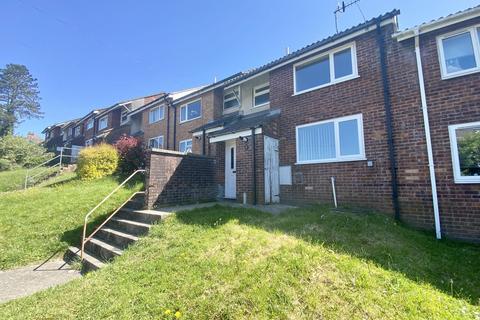 Terraced house - Gellionen Road, Clydach, Swansea, City And County of Swansea.
