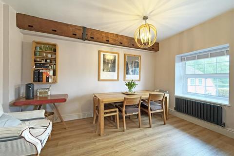 2 bedroom apartment for sale, Rowton Court, Halfway House, Shrewsbury