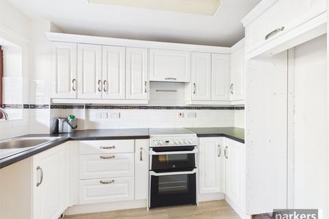 2 bedroom apartment for sale, Emmbrook Court, Berkshire RG6