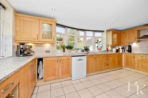 5 bedroom detached house for sale, Hove Park Way, Hove