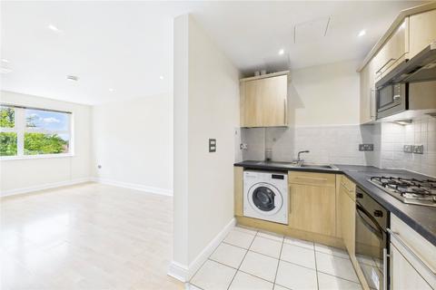 2 bedroom flat for sale, Elmhurst Court, Heathcote Road, Camberley, Surrey, GU15
