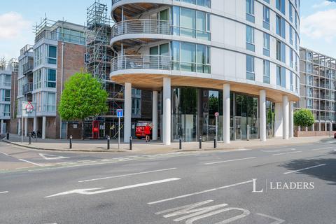 Studio to rent, Admiralty Road, Portsmouth, Hampshire, PO1