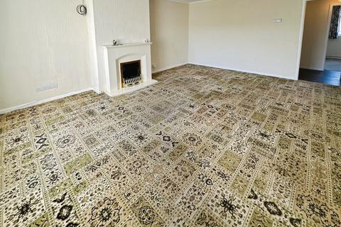 2 bedroom semi-detached bungalow for sale, Spring Farm Road, Stapenhill, Burton-on-Trent, DE15